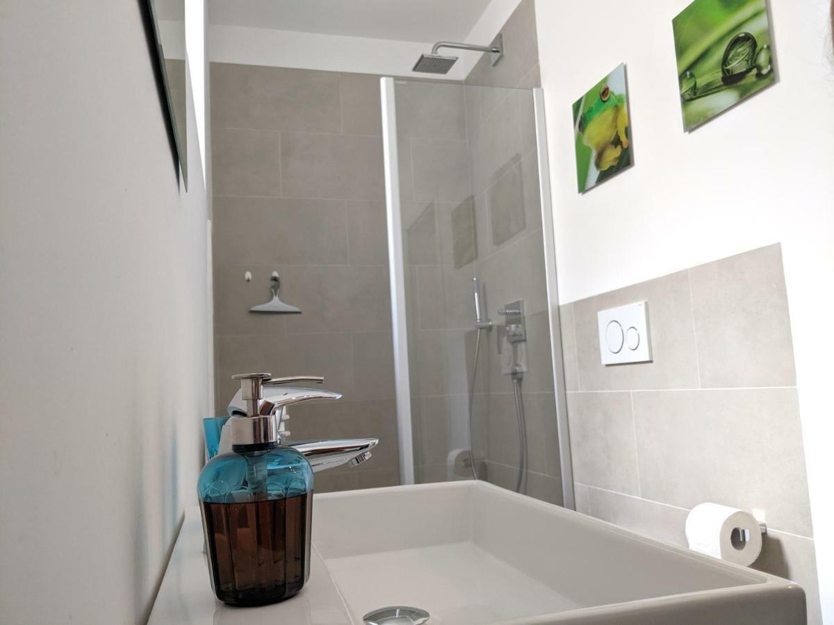 1 Zimmer Apartment Ratingen Ost Exterior photo